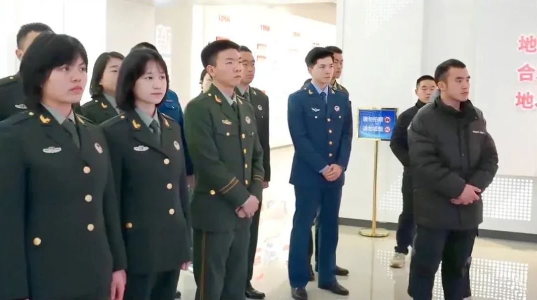 退役1
